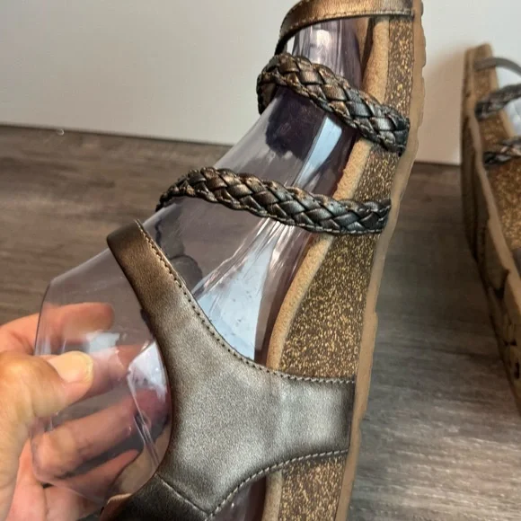 Aetrex Jillian Bronze Comfort Sandals Womens size 9 $135 IMMACULATE - Picture 10 of 13